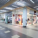 Betonilattian laatoitus