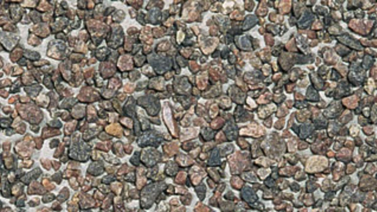 Ruskea luonnonkivi Rouhepinnoituslaasti harmaa