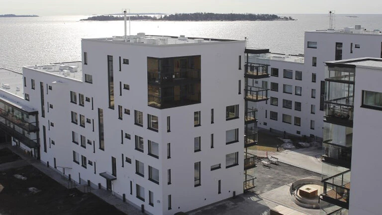 Kahi Facade -julkisivua Lauttasaaressa