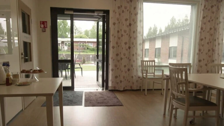 Hiidenhovi, Nummela